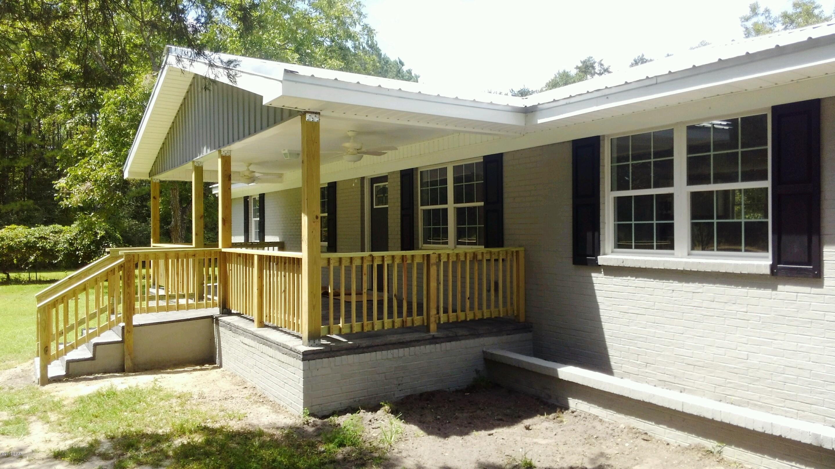 1864 Sweet Bay Road Chipley, FL 32428 - Photo 5 of 28 Gallery Image 5