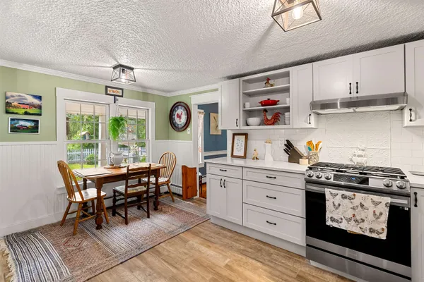 $629,900 | 415 Flanders Memorial Road, Weare, NH 03281