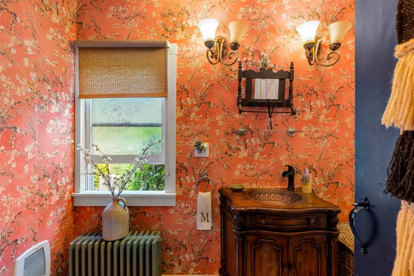 $629,900 | 415 Flanders Memorial Road, Weare, NH 03281