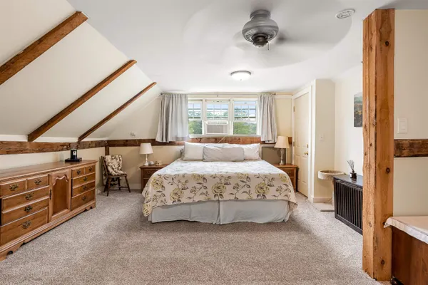 $629,900 | 415 Flanders Memorial Road, Weare, NH 03281