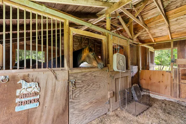 $629,900 | 415 Flanders Memorial Road, Weare, NH 03281