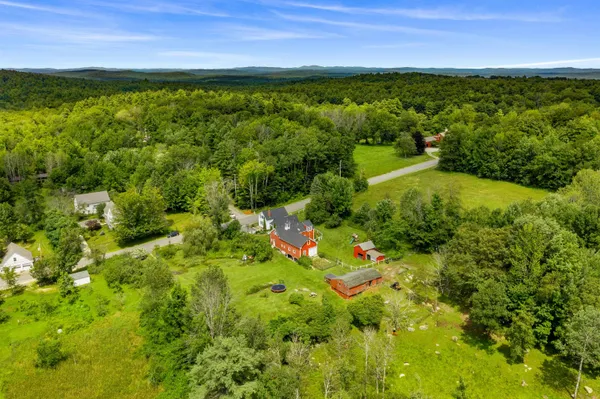 $629,900 | 415 Flanders Memorial Road, Weare, NH 03281