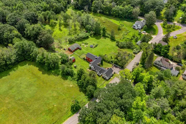 $629,900 | 415 Flanders Memorial Road, Weare, NH 03281