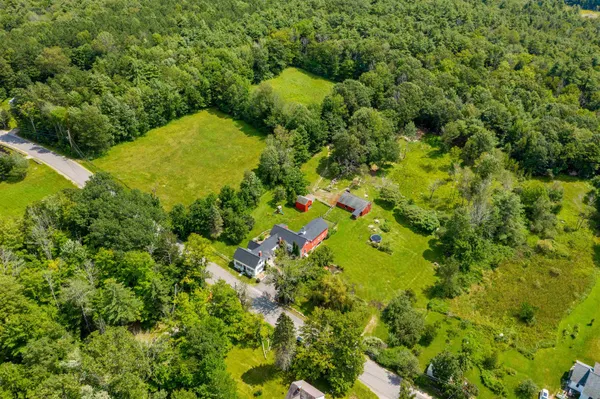 $629,900 | 415 Flanders Memorial Road, Weare, NH 03281