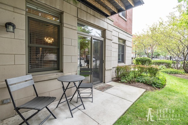 757 West 14th Street, Unit 1B Chicago, IL 60607 - Photo 2 of 13 a view of a patio with table and chairs and potted plants