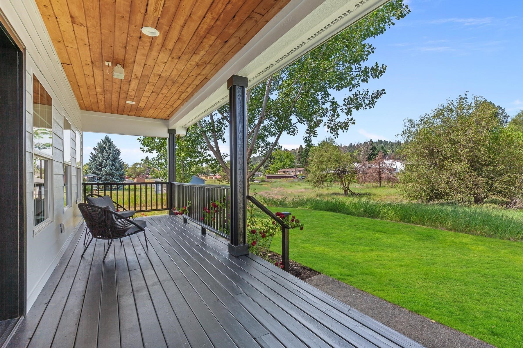 9909 North Ivanhoe Road Spokane, WA 99218 - Photo 7 of 46