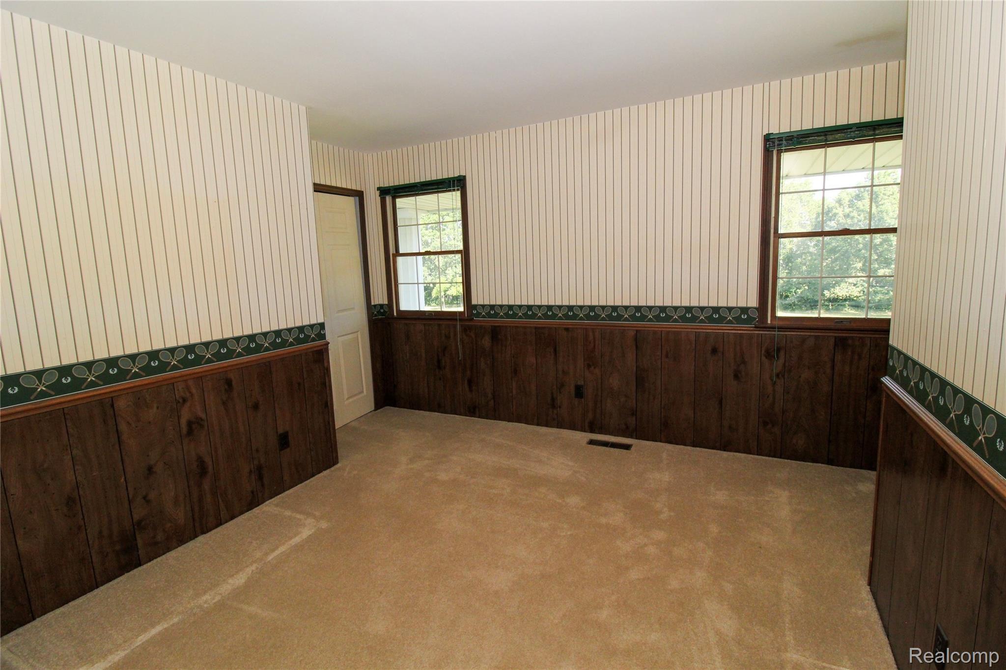 9032 East Bristol Road Davison, MI 48423 - Photo 37 of 62 In-Law Bedroom.jpg