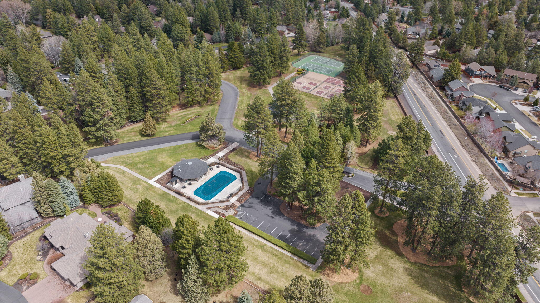 20400 Keystone Court Bend, OR 97702 - Photo 37 of 87 33 Keystone