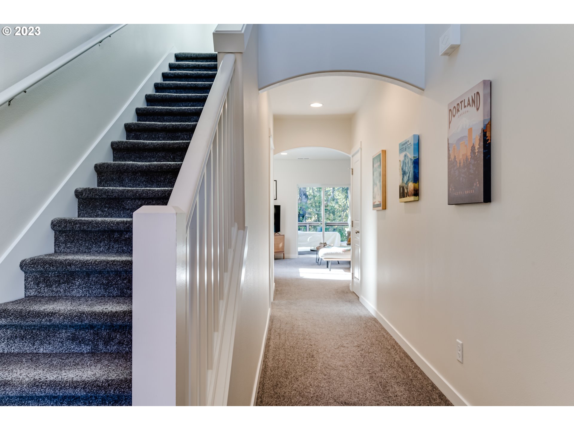 660 Fox Pine Lane Eugene, OR 97405 - Photo 6 of 48 a view of entryway and hall with wooden floor
