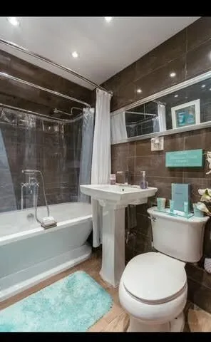 $2,600 | 3406 West Dickens Avenue, Unit 2, Chicago, IL 60647