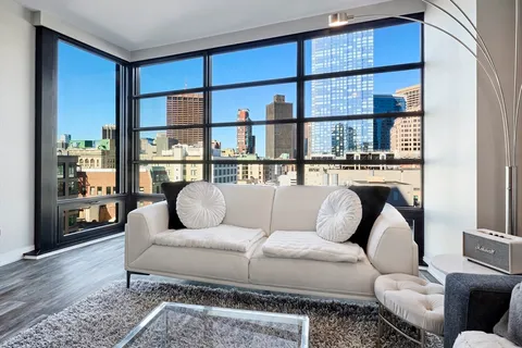 $1,299,000 | 580 Washington Street, Unit 1407, Boston, MA 02111