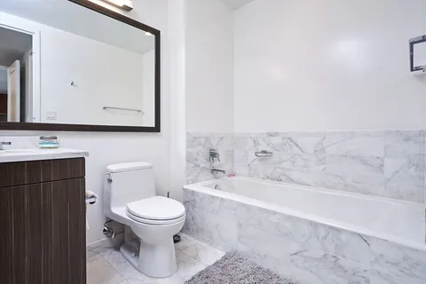$1,299,000 | 580 Washington Street, Unit 1407, Boston, MA 02111