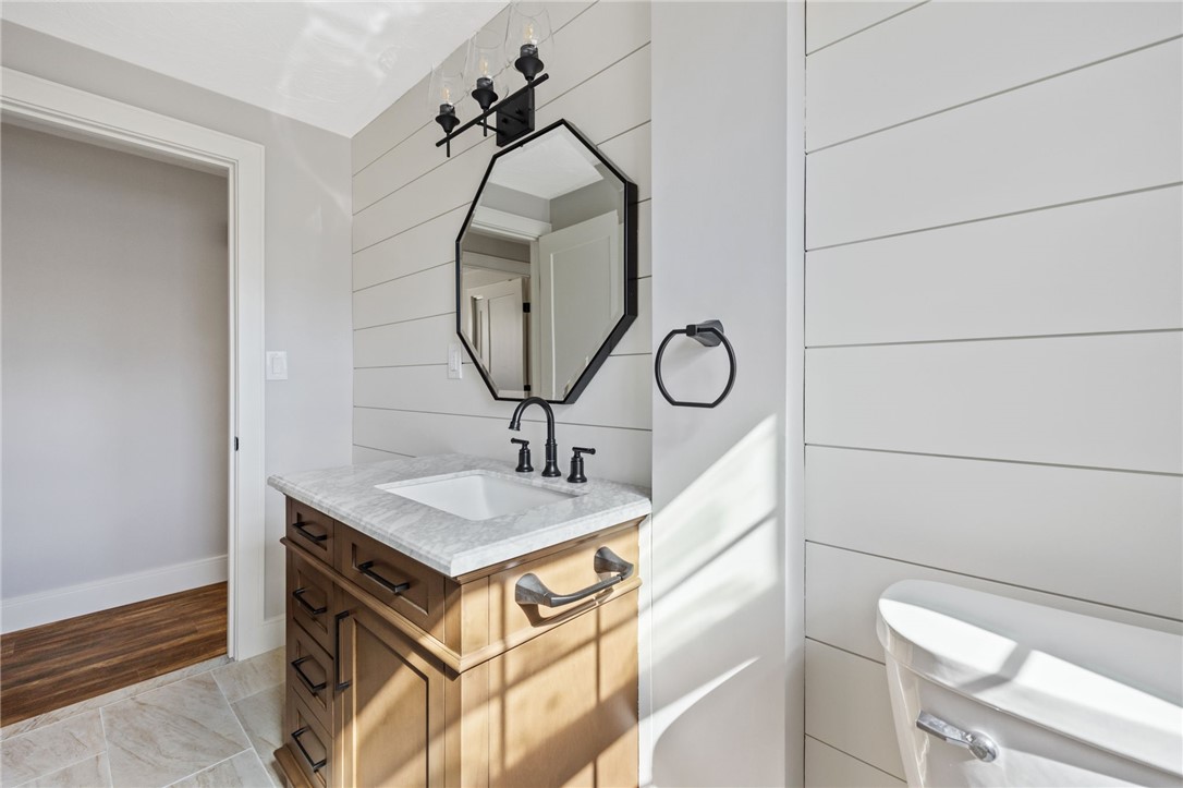 684 County Road Barrington, RI 02806 - Photo 18 of 36 Gallery Image 18