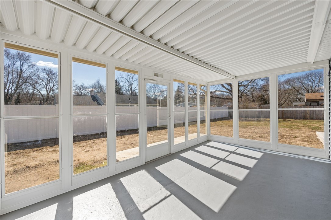 684 County Road Barrington, RI 02806 - Photo 30 of 36 Gallery Image 30