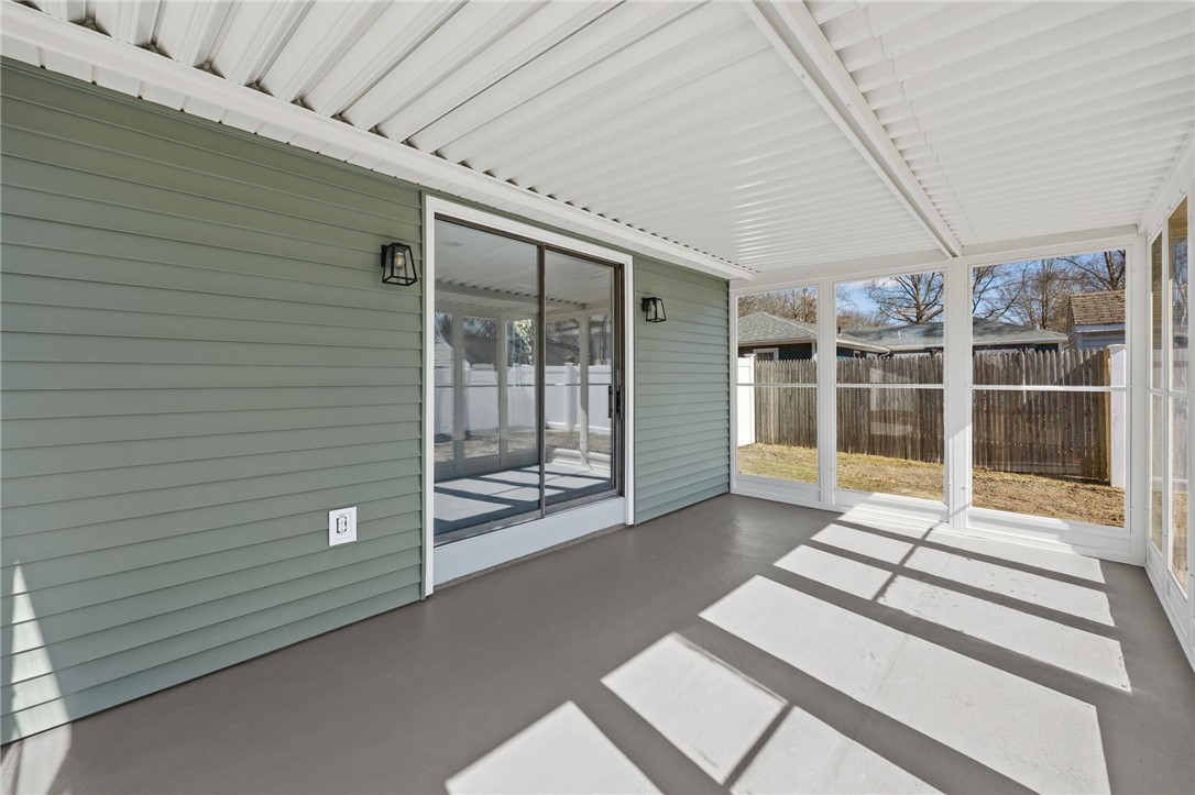 684 County Road Barrington, RI 02806 - Photo 31 of 36 Gallery Image 31