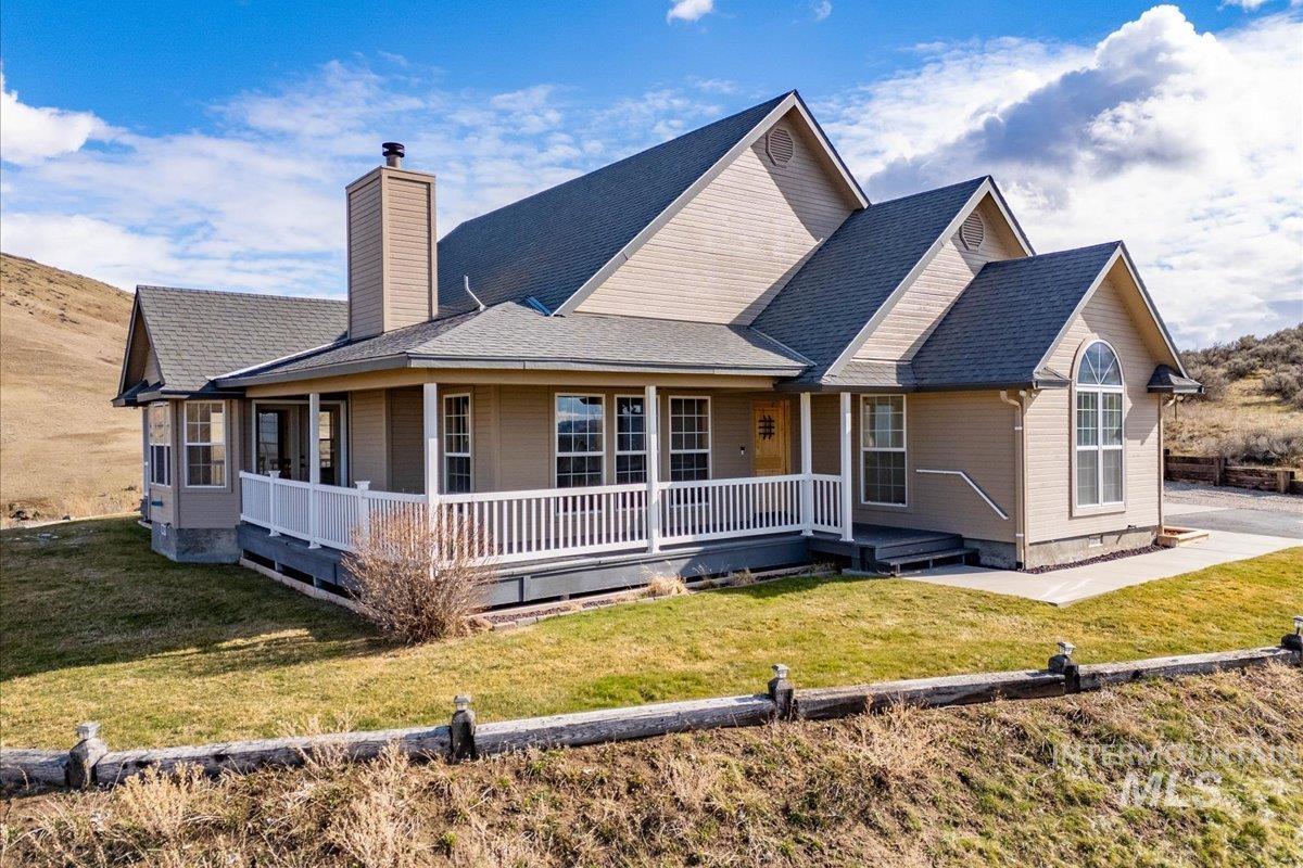2132 Corral Road Emmett, ID 83617 - Photo 3 of 50
