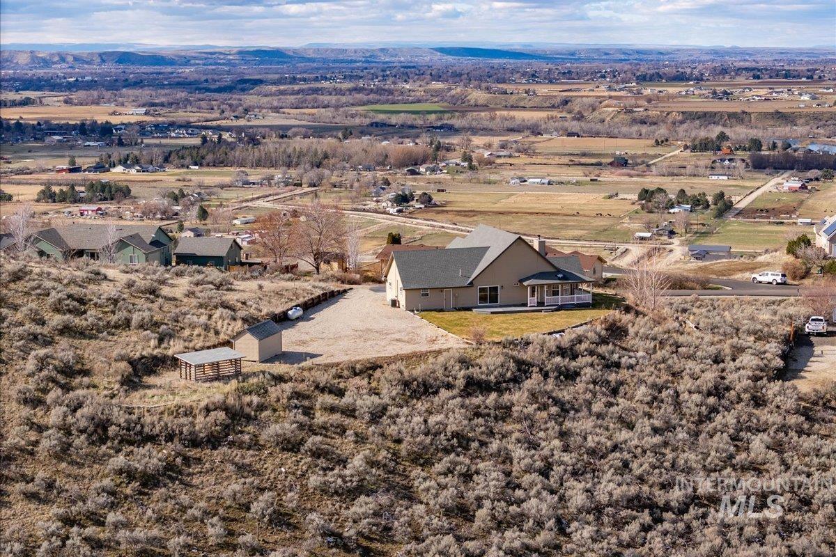 2132 Corral Road Emmett, ID 83617 - Photo 5 of 50