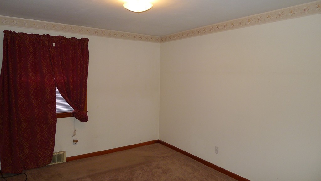 72 Champlain Street Springfield, MA 01151 - Photo 6 of 11 Gallery Image 6