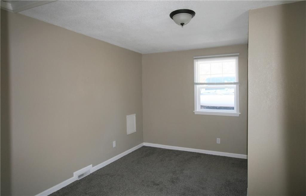 4515 Clark Street Anderson, IN 46013 - Photo 11 of 24 Gallery Image 11