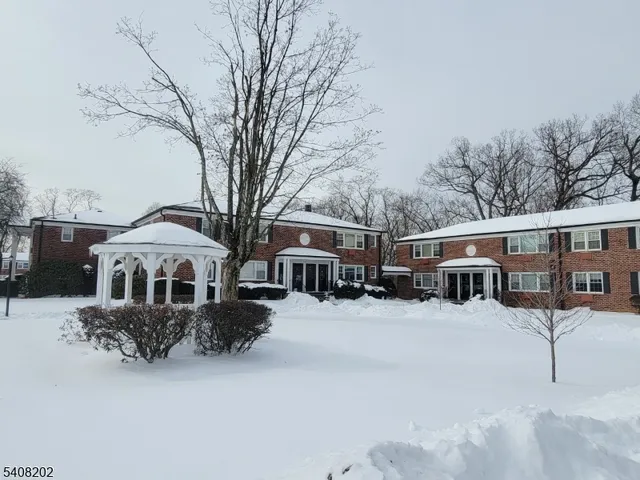 $299,000 | 218 Pitney Place, Unit 218, Morristown, NJ 07960