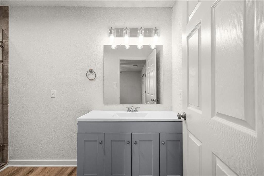 319 Green Acres Road Weatherford, TX 76088 - Photo 11 of 37 Gallery Image 11