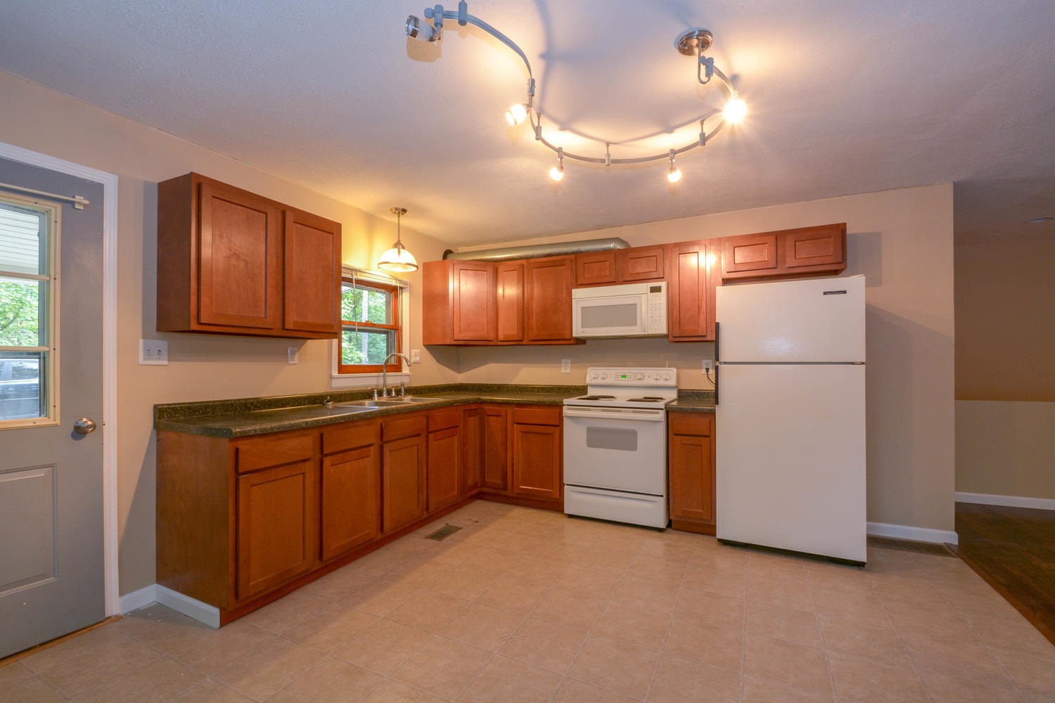 3720 West Woodyard Road Bloomington, IN 47404 - Photo 8 of 26