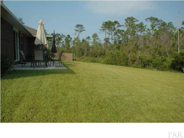 152 Gunwale Road Pensacola, FL 32507 - Photo 5 of 14 Back yard