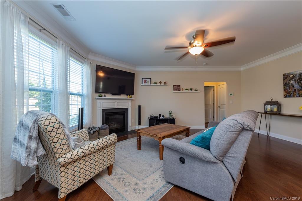 9230 Inverness Bay Road Charlotte, NC 28278 - Photo 6 of 27