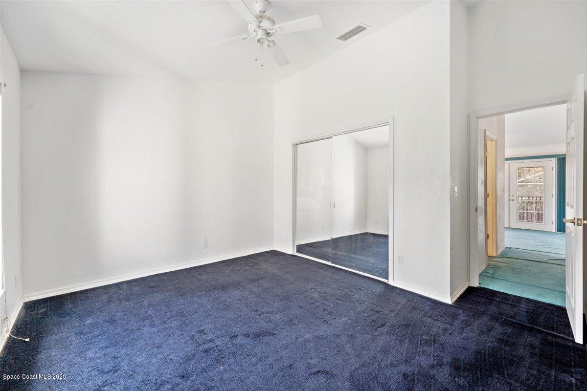 2425 Fort Lane Road Geneva, FL 32732 - Photo 19 of 38 Second Floor Bedroom