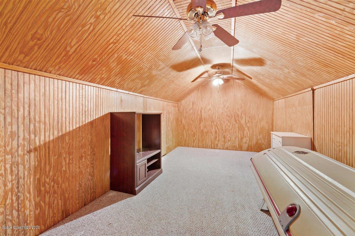 2425 Fort Lane Road Geneva, FL 32732 - Photo 24 of 38 Storage Room