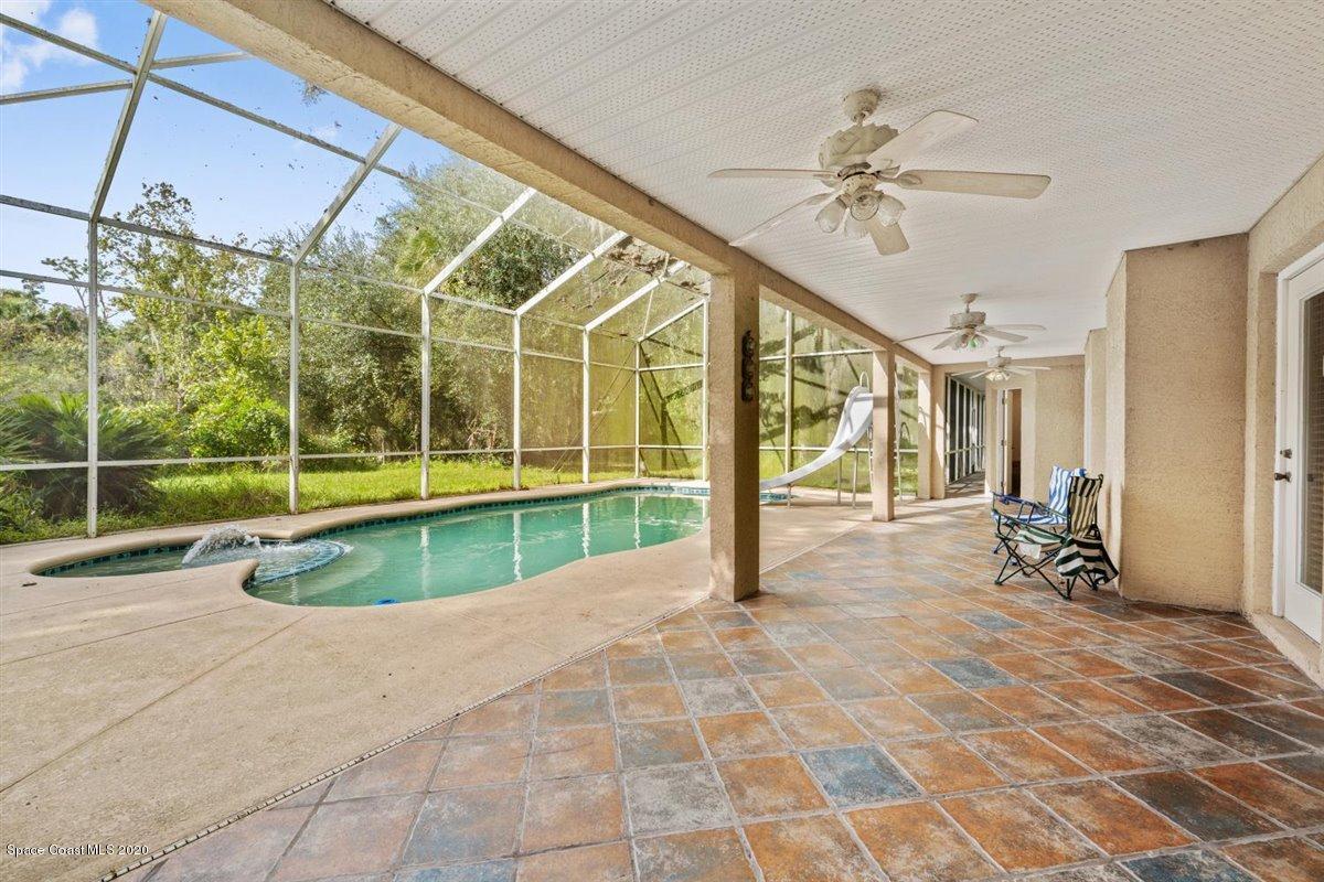 2425 Fort Lane Road Geneva, FL 32732 - Photo 25 of 38 Patio
