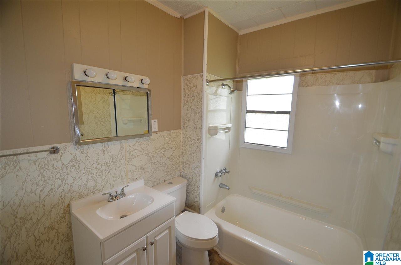 709 30th Street Southwest Birmingham, AL 35211 - Photo 18 of 21