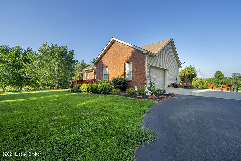 1096 Cecil Noel Road Bloomfield, KY 40008 - Photo 103 of 105 16