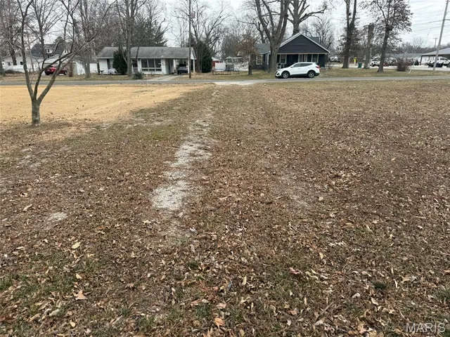 $22,500 | 105 North Hickory Street, Okawville, IL 62271