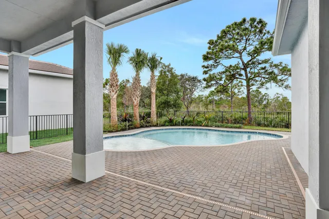 $1,089,000 | 114 Palma Street, Port St. Lucie, FL 34984