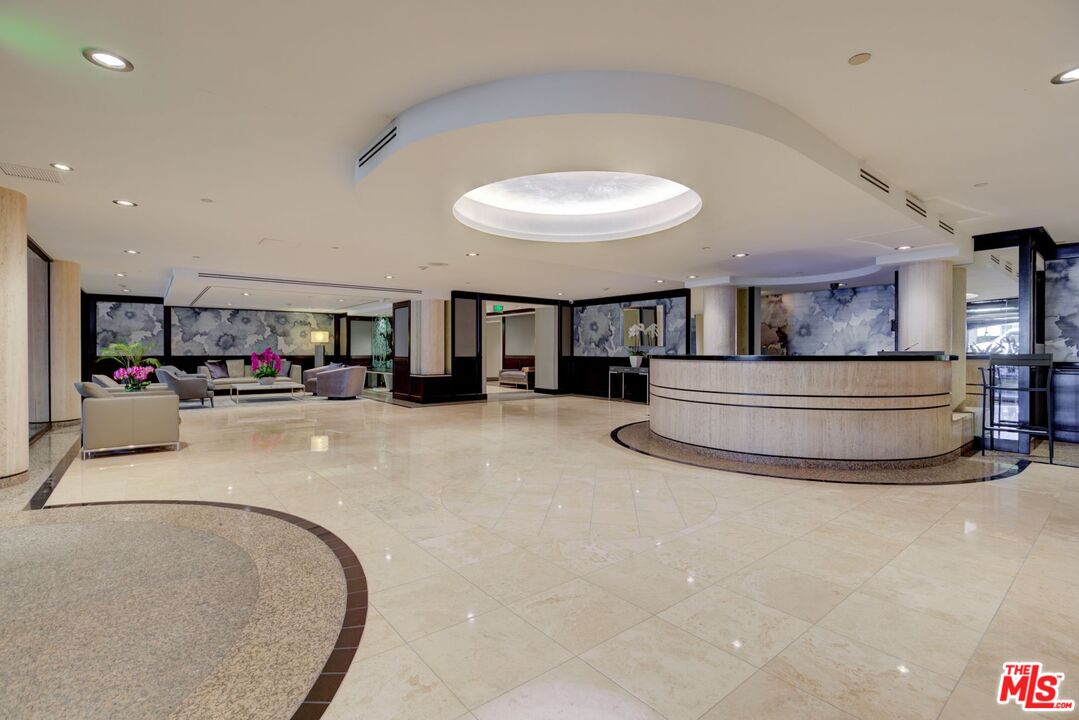 200 North Swall Drive, Unit PH6 Beverly Hills, CA 90211 - Photo 20 of 22 a view of living room with furniture and a ceiling fan