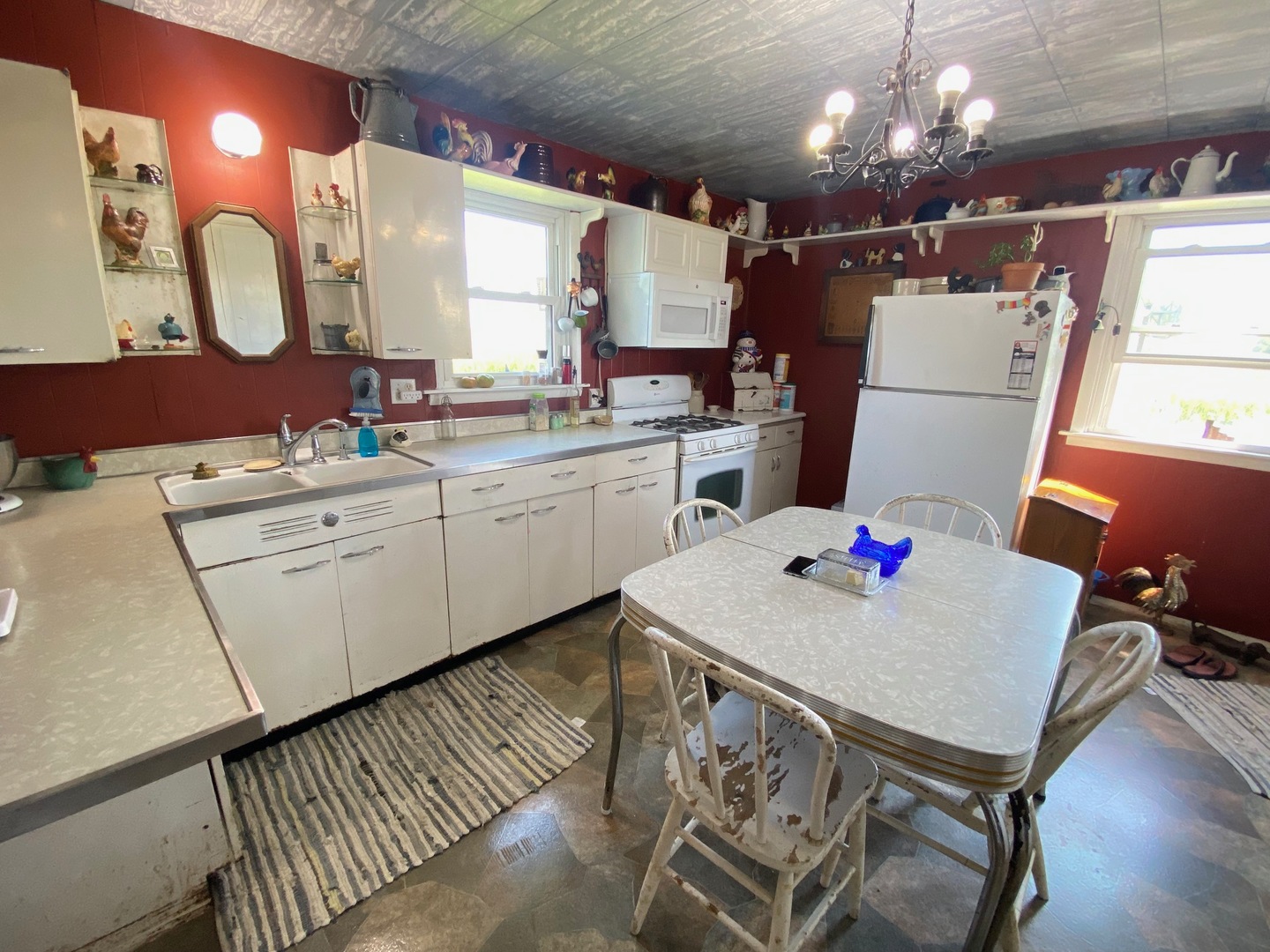 752 Lievan Road Dixon, IL 61021 - Photo 3 of 35