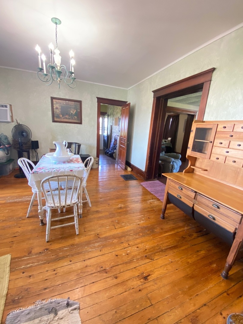 752 Lievan Road Dixon, IL 61021 - Photo 8 of 35