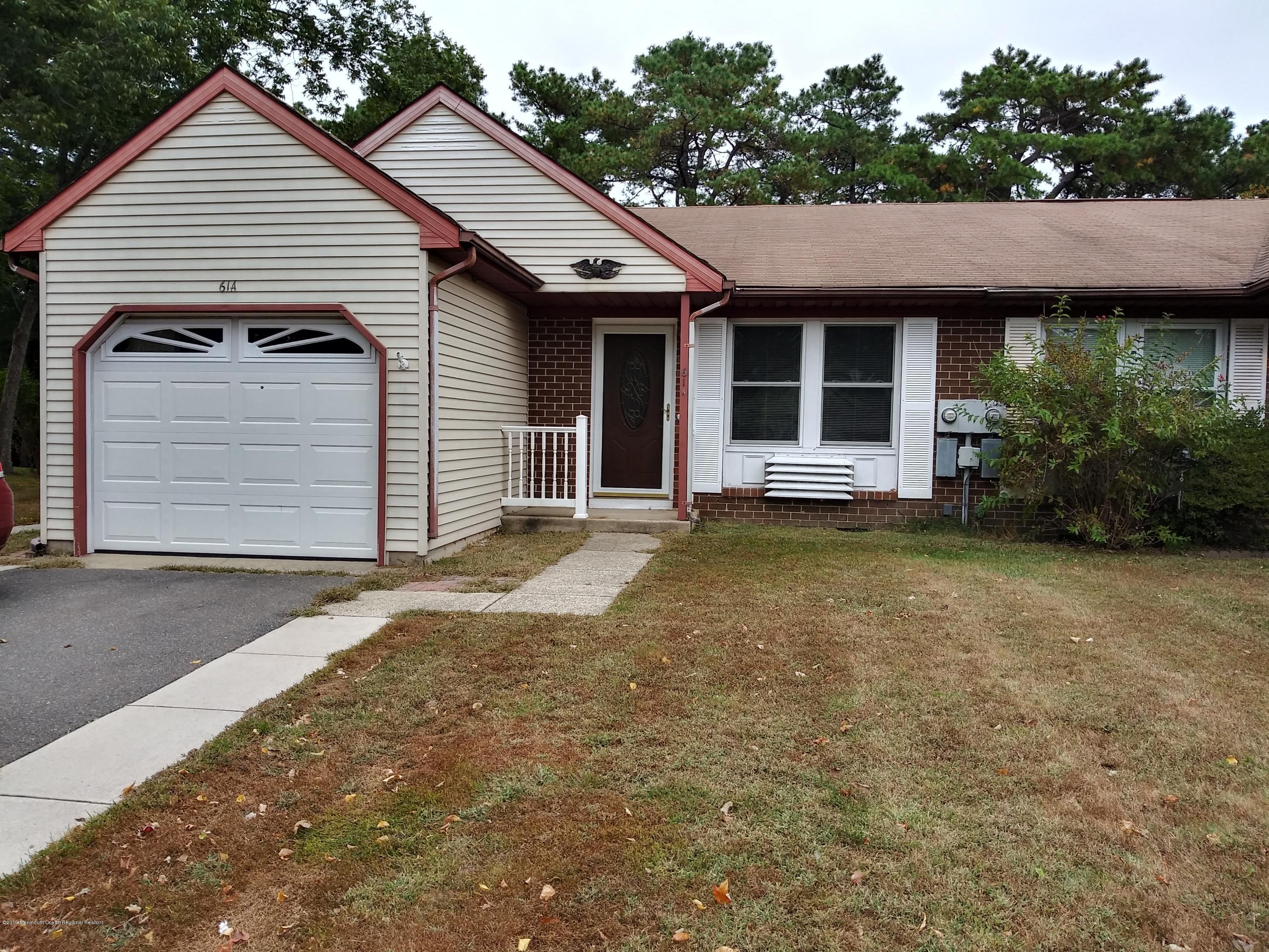 61 A Sunset Road, Unit 60 Whiting, NJ 08759 - Photo 1 of 12 20191008_111558_HDR