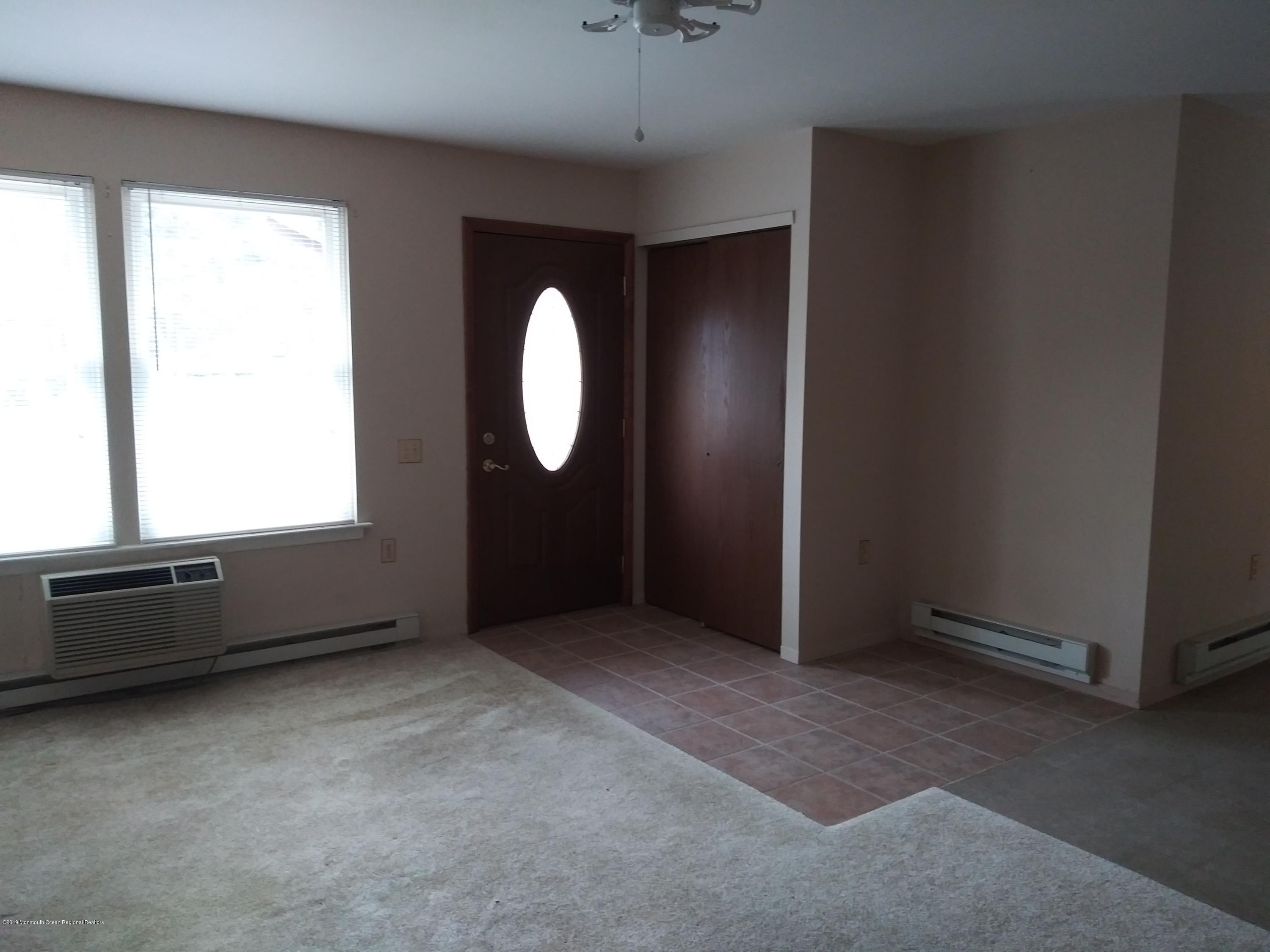 61 A Sunset Road, Unit 60 Whiting, NJ 08759 - Photo 5 of 12 20191008_110436