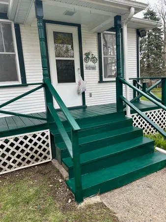 $259,990 | W862 Florence Road, Bloomfield, WI 53128