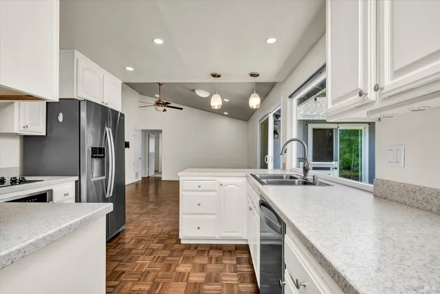 $775,000 | 2459 Westvale Court, Santa Rosa, CA 95403