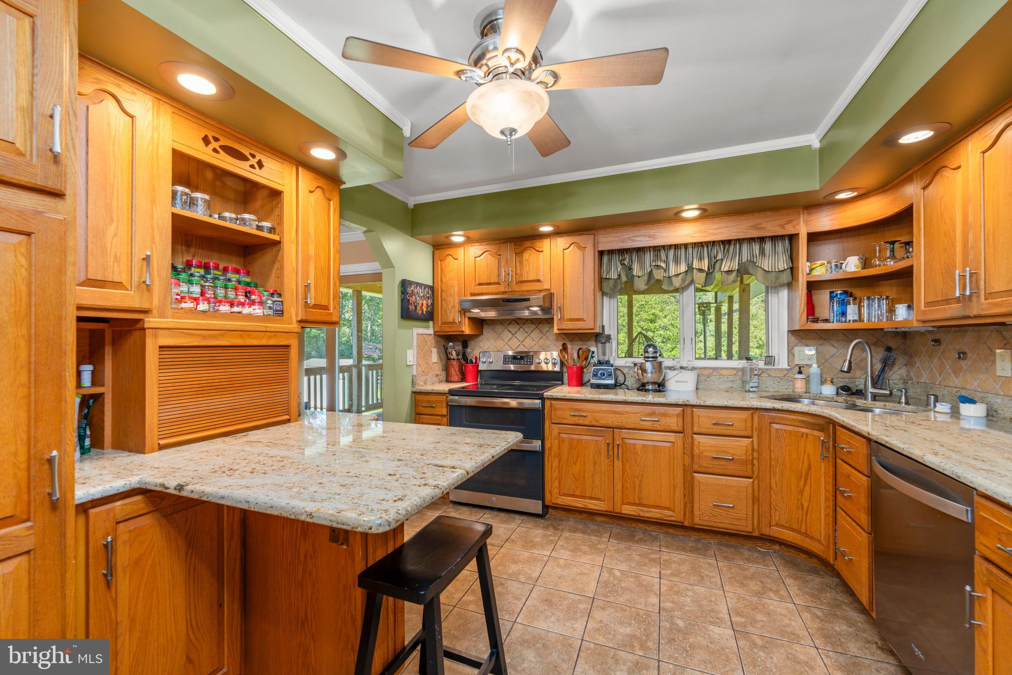 1526 Miller Road Westminster, MD 21158 - Photo 3 of 56 Nicely updated kitchen