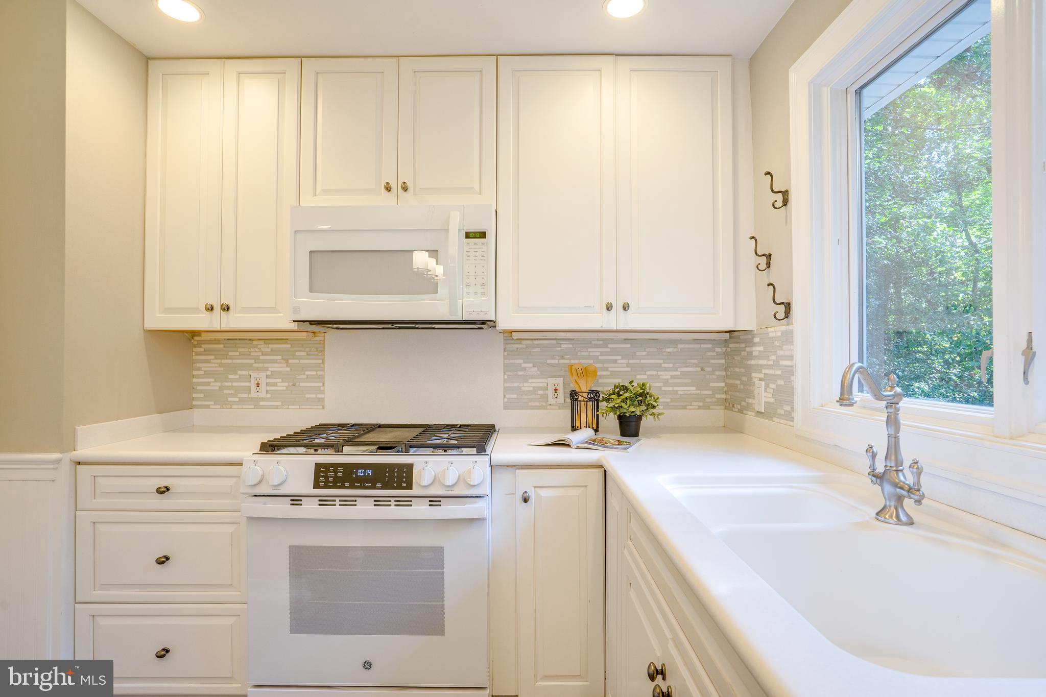 2603 Penny Royal Lane Reston, VA 20191 - Photo 18 of 72