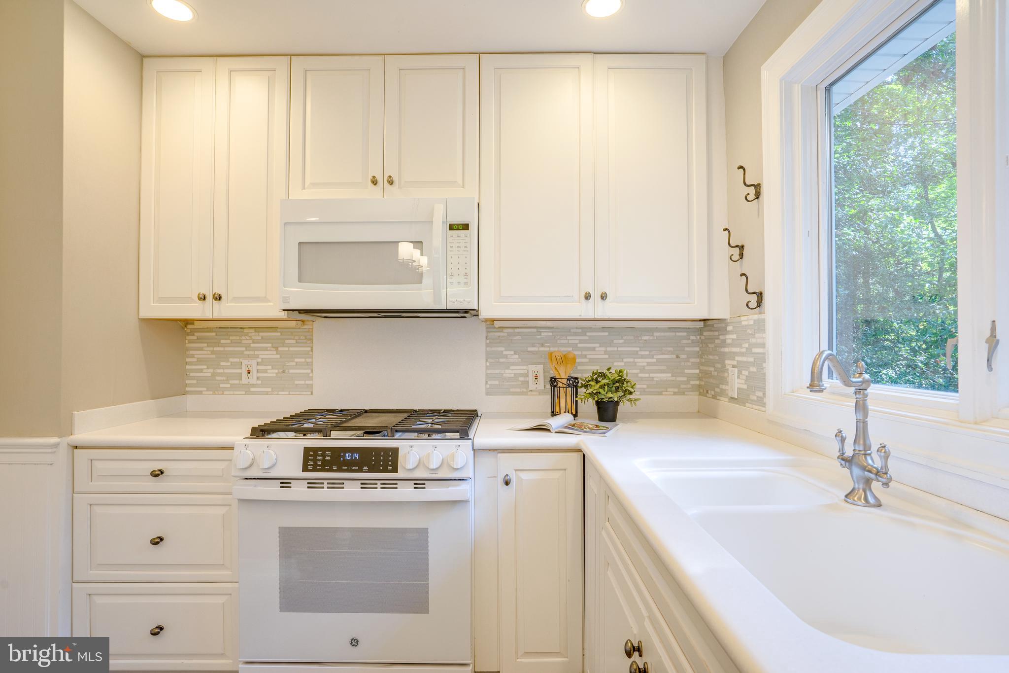 2603 Penny Royal Lane Reston, VA 20191 - Photo 25 of 72