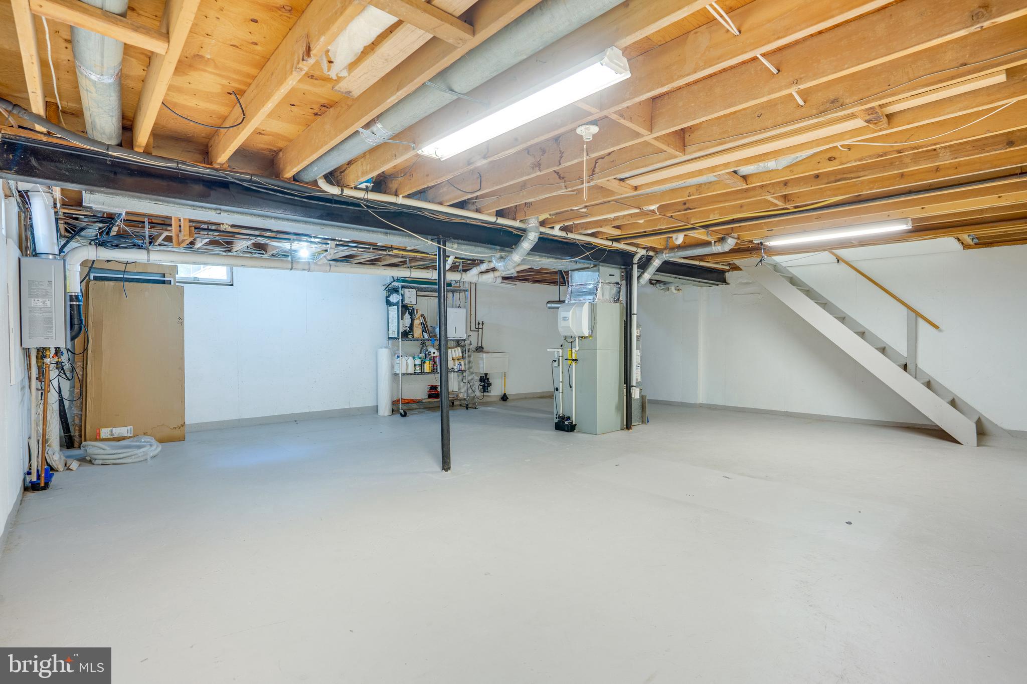 2603 Penny Royal Lane Reston, VA 20191 - Photo 67 of 72 a view of empty room with white walls