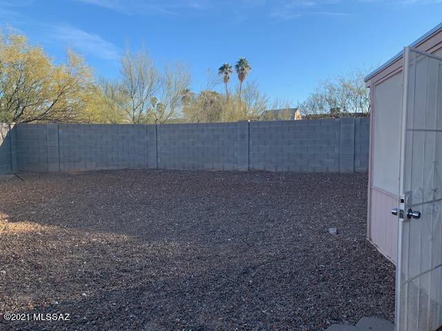 2301 South Ave Arroyo Rincon Tucson, AZ 85710 - Photo 19 of 20