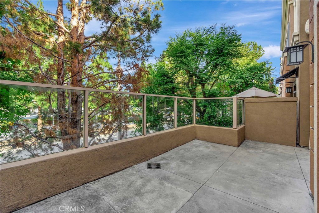 3405 South Main Street, Unit D Santa Ana, CA 92707 - Photo 23 of 30 a view of balcony