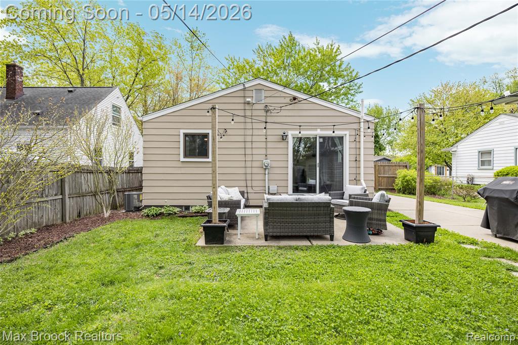 1890 Princeton Road Berkley, MI 48072 - Photo 37 of 42 Gallery Image 37