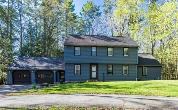 $830,000 | 4 Moharinet Way, Durham, NH 03824